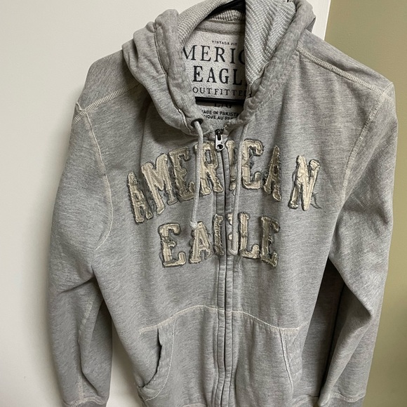 men’s zip up sweater from American eagle - Picture 2 of 2